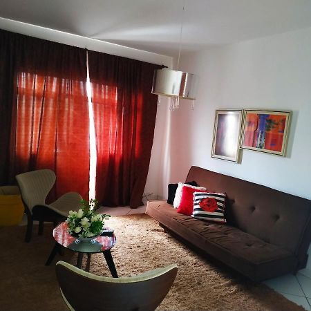 Apartamento Espacoso Localizado No Centro De Ангра-дус-Рейс Екстер'єр фото