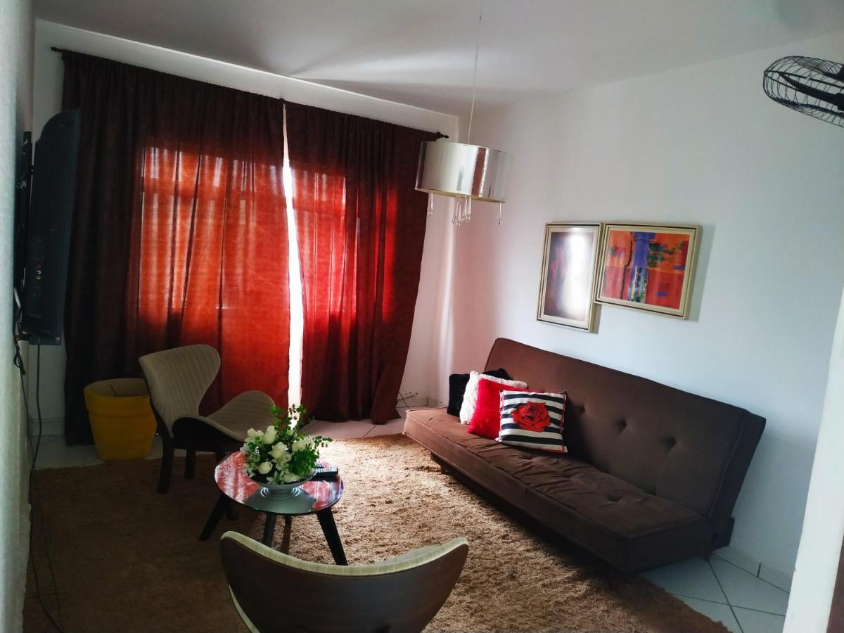 Apartamento Espacoso Localizado No Centro De Ангра-дус-Рейс Екстер'єр фото